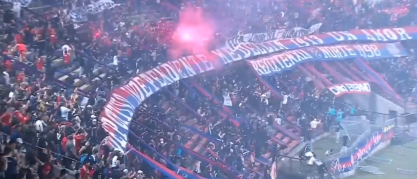 Confusão de torcida adia jogo do Clube de Regatas do Flamengo pela Libertadores na Colômbia
