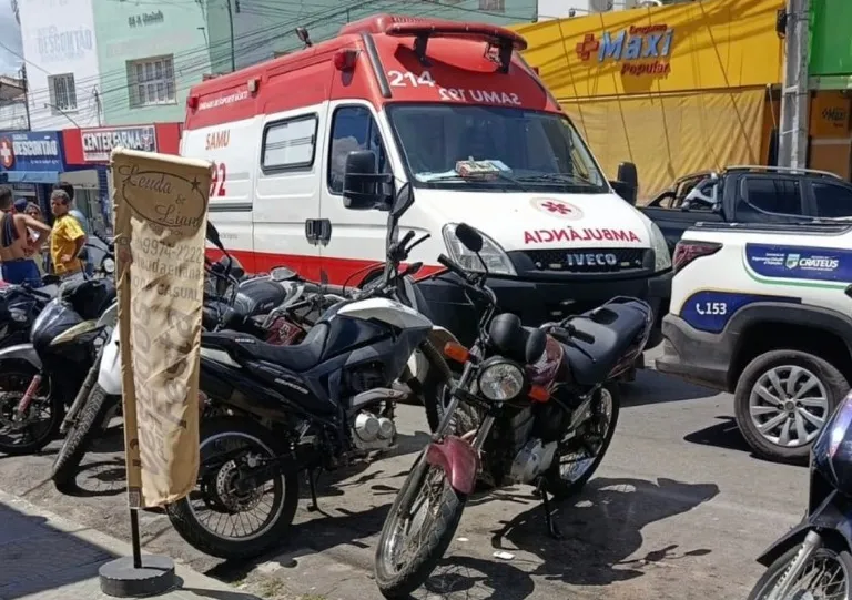 Idosa é atropelada por motocicleta no centro de Crateús